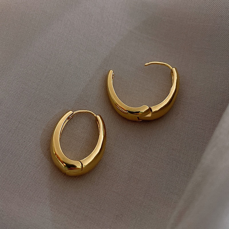 2020 New Classic Copper Alloy Smooth Metal Hoop Earrings For Woman Fashion Korean Jewelry Temperament Girl&#39;s Daily Wear Earrings